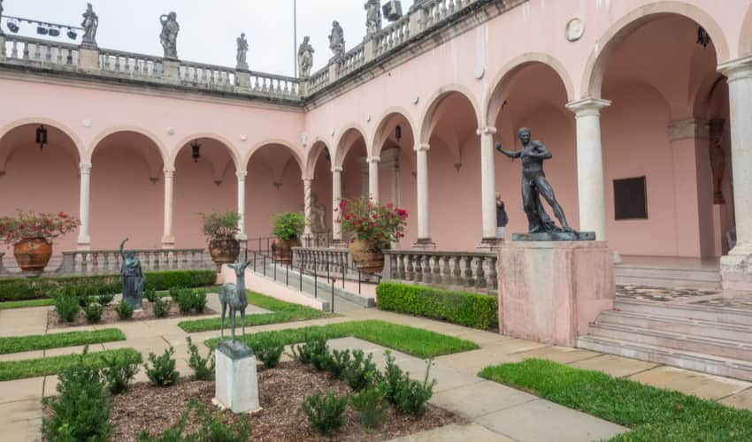 The courtyard at the John and Mable Ringling Museum of Art