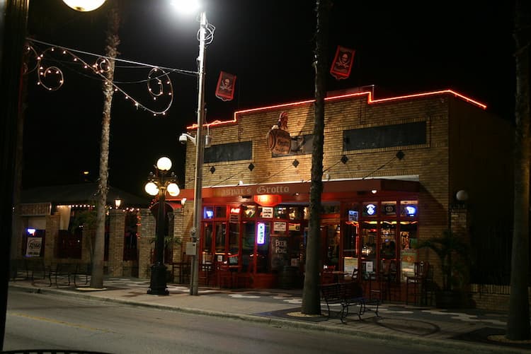 Exterior of Gaspar's Grotto in Tampa